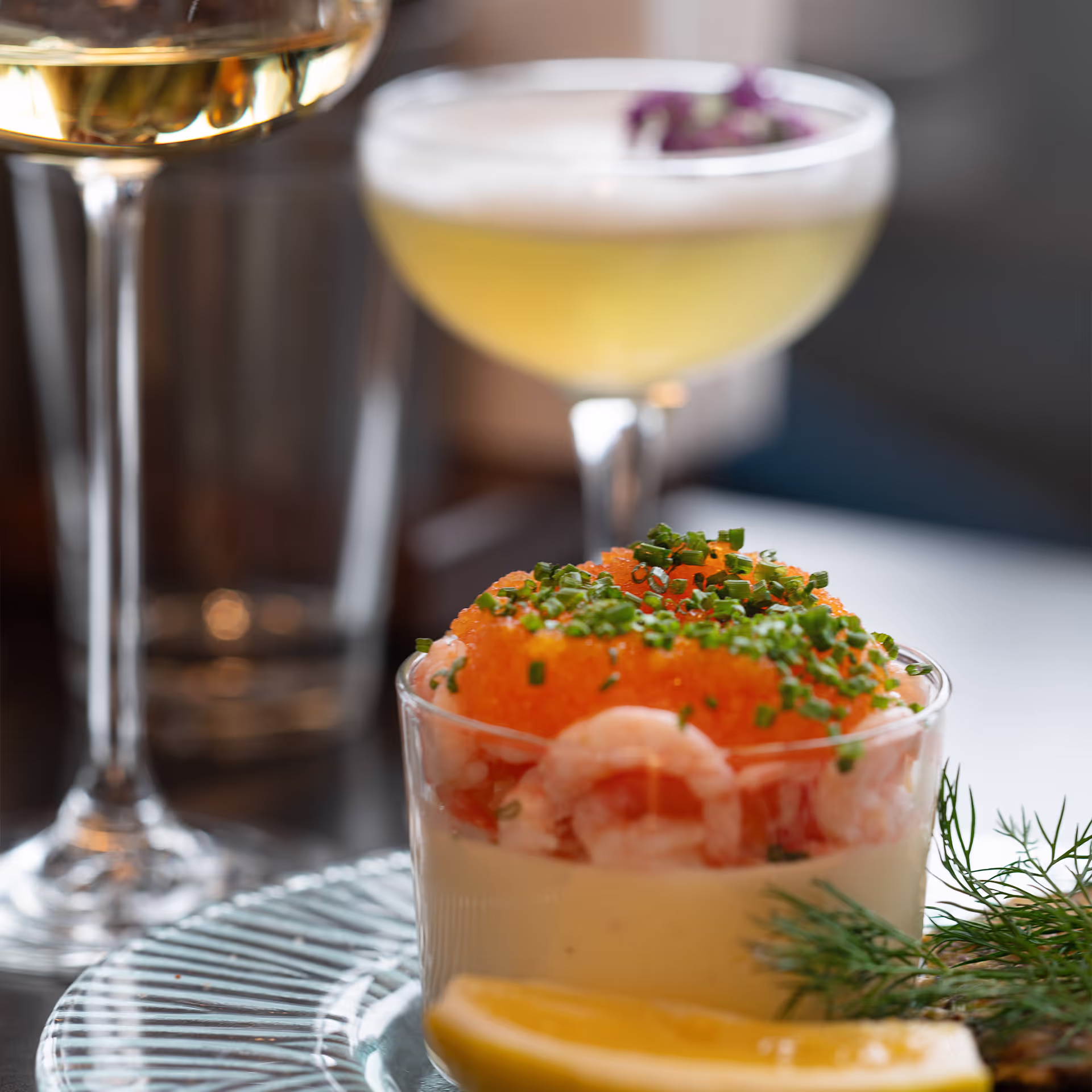 Foto av diverse mat och dryck från Pirens a la carte meny